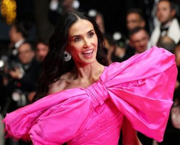 Demi Moore, fără strop de machiaj la 63 de ani. Fanii au reacționat imediat: „Ce vrăjitorie este asta?!” Demi Moore, fără strop de machiaj la 63 de ani. Fanii au reacționat imediat: „Ce vrăjitorie este asta?!”