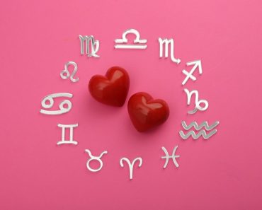 Horoscop de weekend: schimbări importante în dragoste și tensiuni în familie Horoscop de weekend: schimbări importante în dragoste și tensiuni în familie