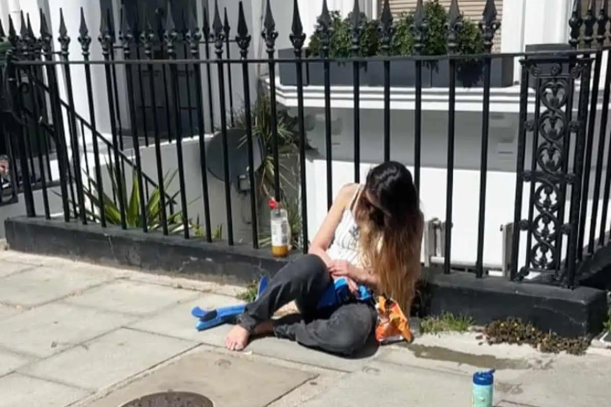 Membră a familiei regale, găsită inconștientă pe o stradă din Londra! Ce s-a întâmplat cu un copil de 3 ani aflat în grija ei