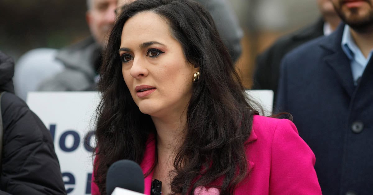 „De ce avem mai mulți gay decât femei în Guvern”. Diana Stoica (USR) a distribuit un mesaj controversat. Explicațiile sociologilor