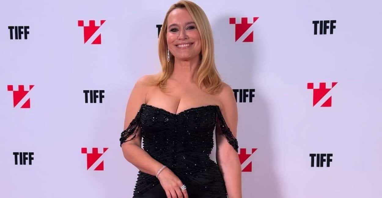 „Vorbesc cu o geantă-cățel!” Andreea Esca, despre experiența inedită de la Bucharest Fashion Week „Vorbesc cu o geantă-cățel!” Andreea Esca, despre experiența inedită de la Bucharest Fashion Week