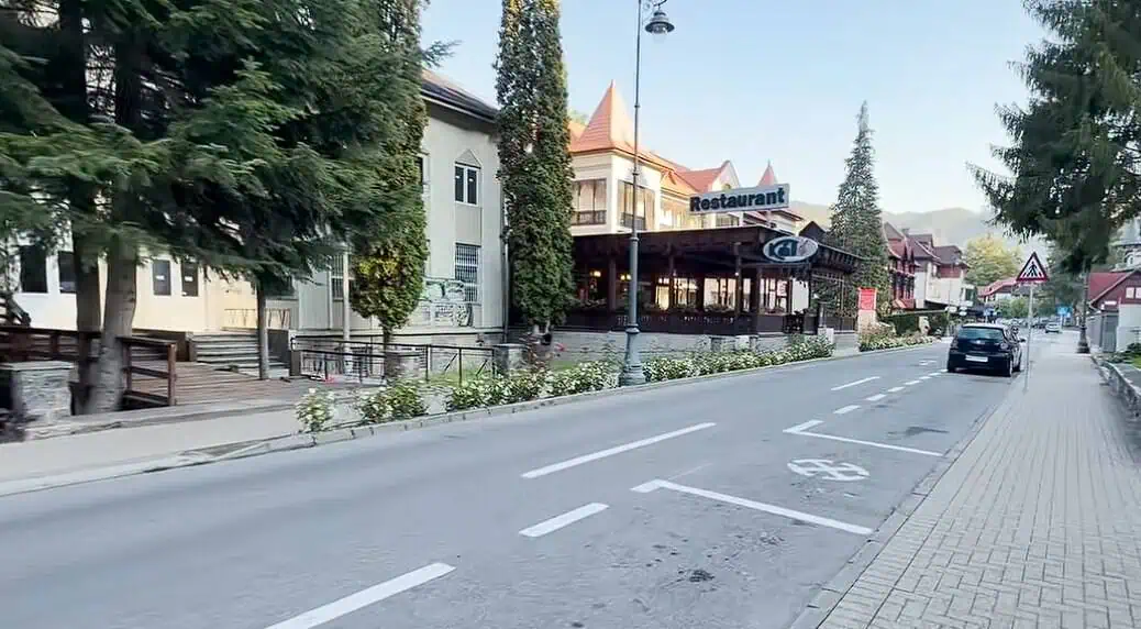Cât au plătit doi vloggeri pentru un weekend la Sovata în 2026. Prețurile unui cappuccino, ale unui cozonac secuiesc și ale unei porții de papanași Cât au plătit doi vloggeri pentru un weekend la Sovata în 2026. Prețurile unui cappuccino, ale unui cozonac secuiesc și ale unei porții de papanași