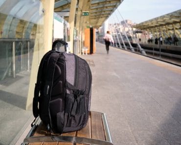 Un pensionar și-a uitat ghiozdanul cu 100.000 de euro într-o gară din Viena. Cum s-a încheiat totul
