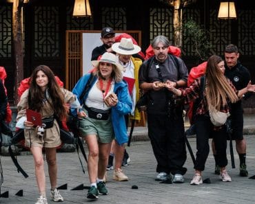 Eliminare la Asia Express 2026! O echipă își încheie aventura pe Drumul Mătăsii, în China Eliminare la Asia Express 2026! O echipă își încheie aventura pe Drumul Mătăsii, în China