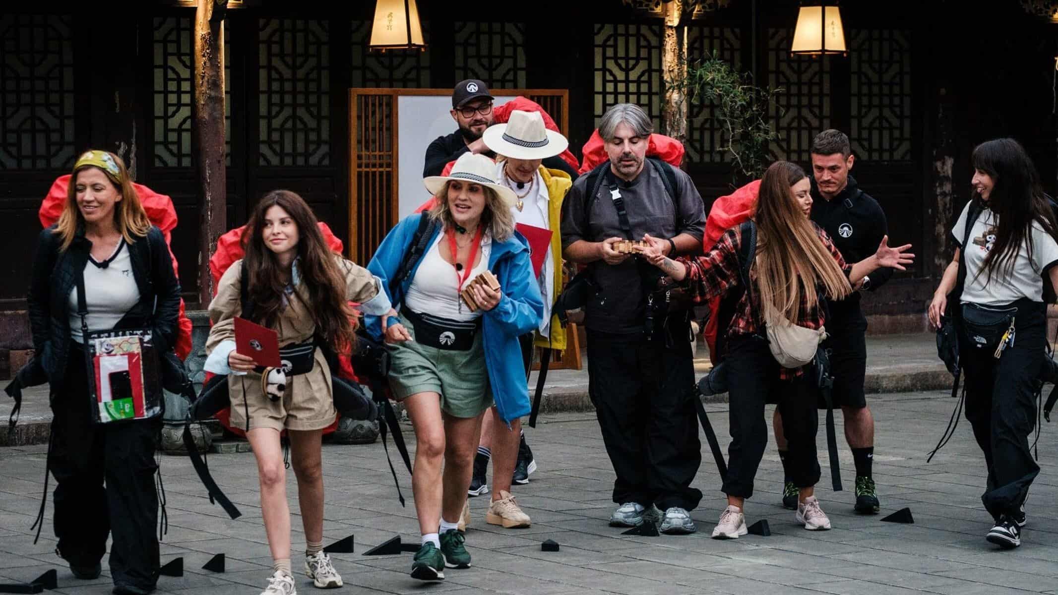 Eliminare la Asia Express 2026! O echipă își încheie aventura pe Drumul Mătăsii, în China Eliminare la Asia Express 2026! O echipă își încheie aventura pe Drumul Mătăsii, în China