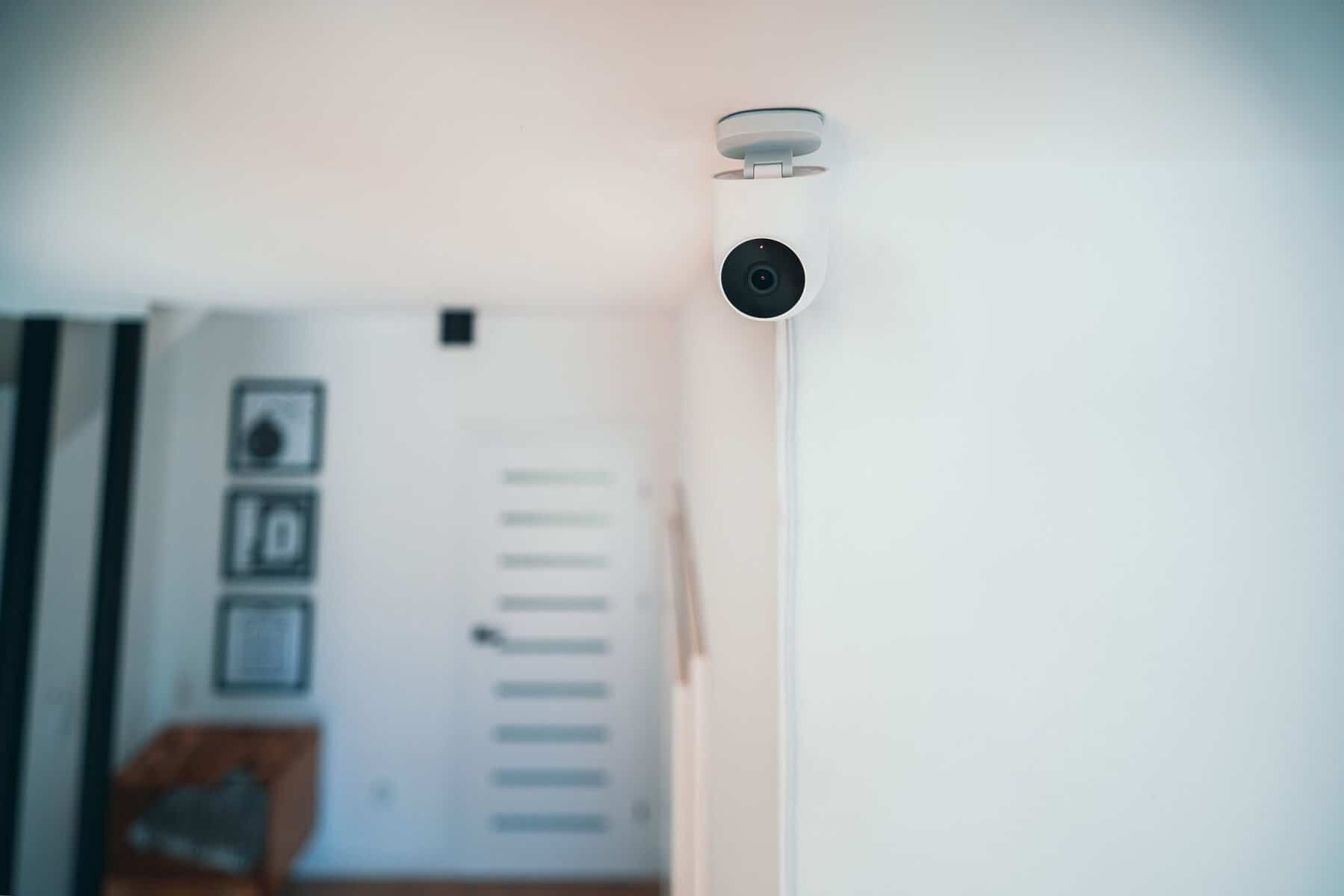 Un cuplu a descoperit că era filmat în cabana închiriată din Avrig. Unde era ascunsă camera video Un cuplu a descoperit că era filmat în cabana închiriată din Avrig. Unde era ascunsă camera video