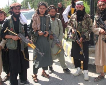 Nou transplant interzis de talibanii din Afganistan, deși există un număr mare de pacienți pe lista de așteptare. Reacția medicilor