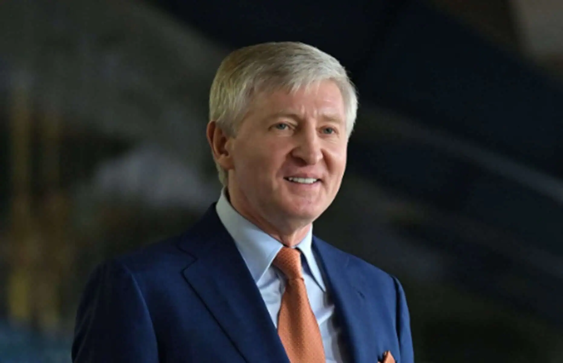 Fabrica miliardarului ucrainean Rinat Ahmetov din România se închide. Aproape 200 de angajați rămân fără loc de muncă Fabrica miliardarului ucrainean Rinat Ahmetov din România se închide. Aproape 200 de angajați rămân fără loc de muncă