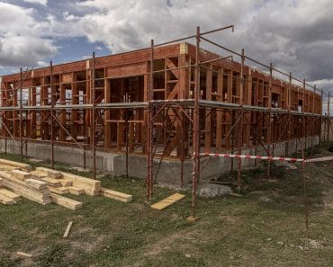 20 de ani în România, un nou proiect pentru comunitate: Auchan susține construirea a 10 locuințe alături de Habitat for Humanity 20 de ani în România, un nou proiect pentru comunitate: Auchan susține construirea a 10 locuințe alături de Habitat for Humanity
