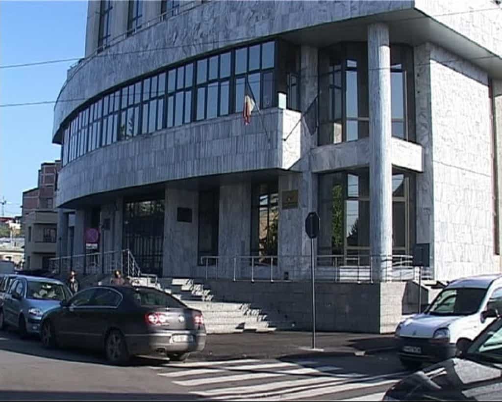 Conturile ANAF Ploiești riscă să fie poprite pentru salariile restante ale magistraților