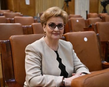 Grațiela Gavrilescu acuză Guvernul că ține „în așteptare” Legea femicidului: „Poate salva vieți” Grațiela Gavrilescu acuză Guvernul că ține „în așteptare” Legea femicidului: „Poate salva vieți”
