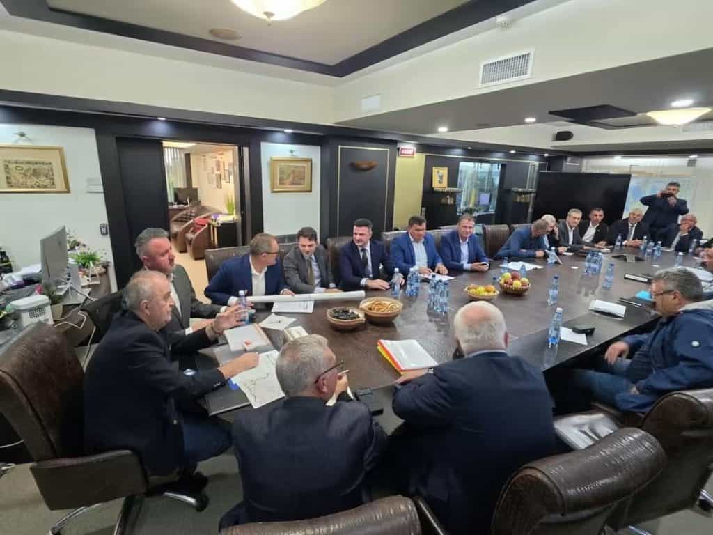 Mircea Roșca anunță extinderea rețelei de gaze în 13 localități din Prahova. Rol important pentru administrația condusă de Virgil Nanu
