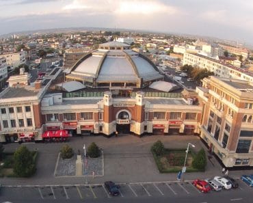 Ordinul Arhitecților din România se opune proiectului noii Piețe Centrale din Ploiești, susținut de primarul Mihai Polițeanu. Noua construcție ar afecta Halele Centrale, monument istoric de importanță națională