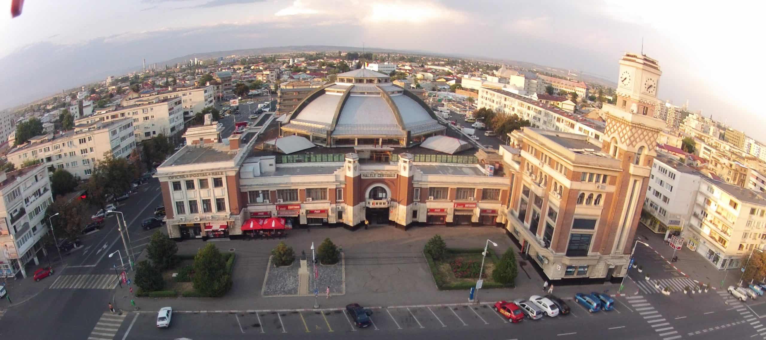 Ordinul Arhitecților din România se opune proiectului noii Piețe Centrale din Ploiești, susținut de primarul Mihai Polițeanu. Noua construcție ar afecta Halele Centrale, monument istoric de importanță națională Ordinul Arhitecților din România se opune proiectului noii Piețe Centrale din Ploiești, susținut de primarul Mihai Polițeanu. Noua construcție ar afecta Halele Centrale, monument istoric de importanță națională