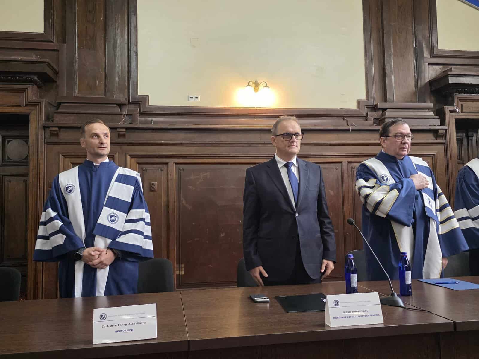 Extensia Ploiești a UMF „Carol Davila” își inaugurează noul sediu la Palatul Culturii. Noi specializări, în discuție Extensia Ploiești a UMF „Carol Davila” își inaugurează noul sediu la Palatul Culturii. Noi specializări, în discuție