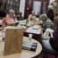 „Zestrea Vie”, la Biblioteca Județeană „Nicolae Iorga” din Ploiești: cusături tradiționale și meșteșuguri transmise mai departe