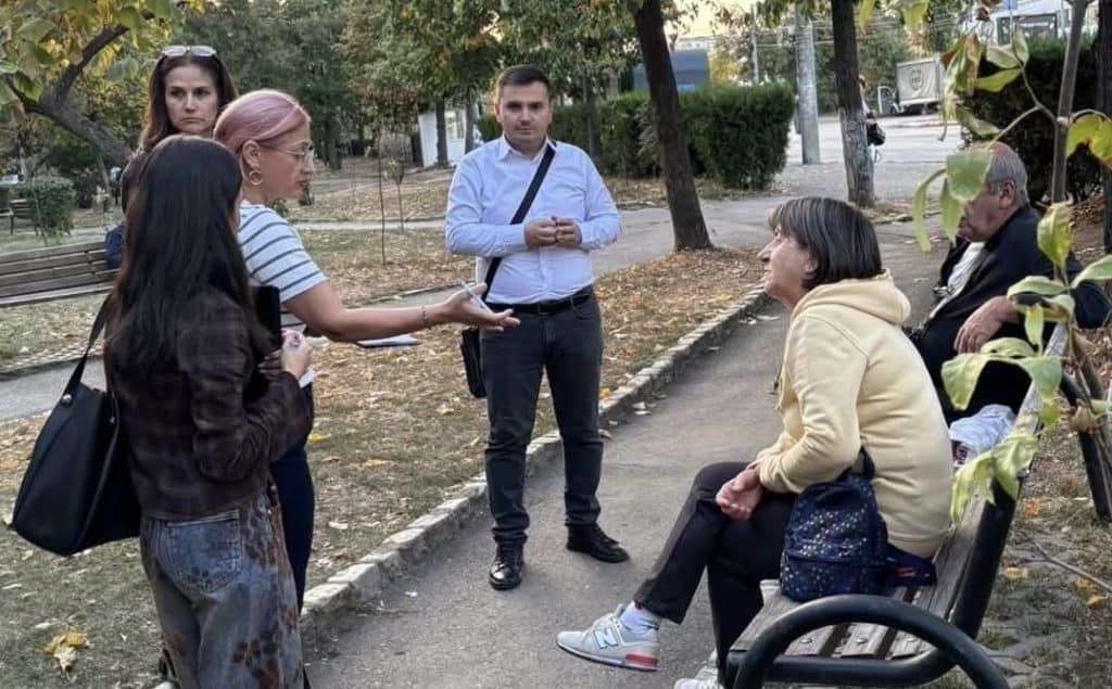 Sorin Dan, consilier local AUR, a mers în zona de Vest a Ploieștiului pentru a discuta cu cetățenii despre problemele cartierului