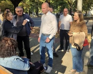 Deputatul de Prahova Andrei Gușă (AUR), semnal de alarmă privind situația Ploieștiului: datorii la termoficare și milioane de lei neinvestite în spitale Deputatul de Prahova Andrei Gușă (AUR), semnal de alarmă privind situația Ploieștiului: datorii la termoficare și milioane de lei neinvestite în spitale