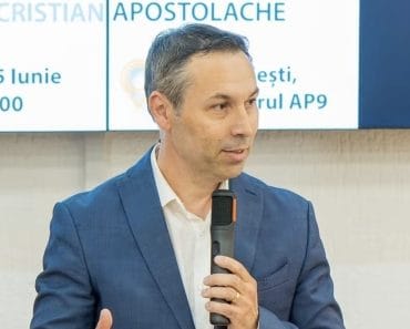 Consilierul Mihai Apostolache îl critică pe primarul Polițeanu pentru concesionarea Târgului de Crăciun pe 4 ani: „Urgență fabricată și proiect copy-paste după Cluj!”