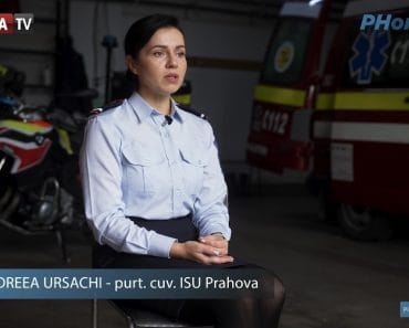 Dincolo de uniformă: Andreia Ursachi, vocea ISU Prahova, dezvăluie provocările unei meserii în care fiecare secundă contează