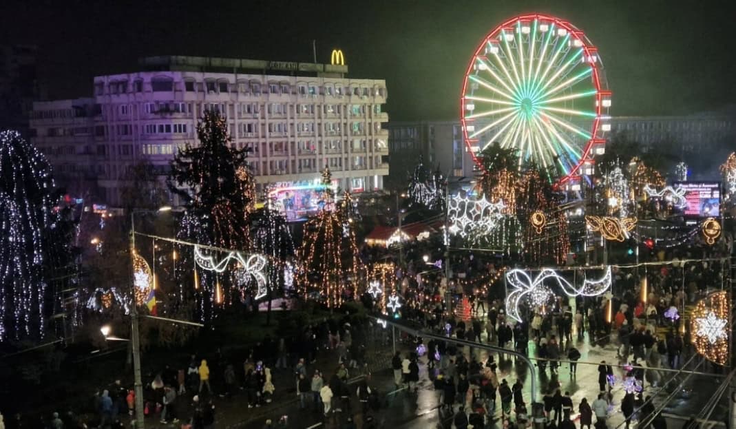 Târgul de Crăciun din Ploiești, în pericol! Licitația pare a fi „cu dedicație” pentru firma din Brașov Târgul de Crăciun din Ploiești, în pericol! Licitația pare a fi „cu dedicație” pentru firma din Brașov
