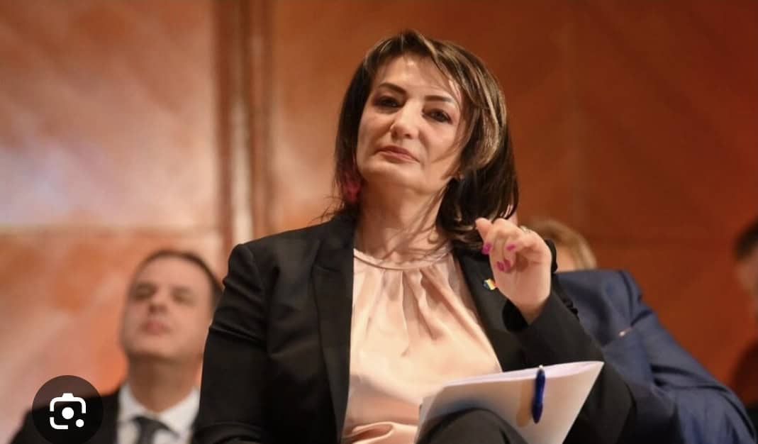 Cătălina Bozianu (PMP) renunță la mandatul de consilier local. Urmează să fie numită prefect al județului Prahova