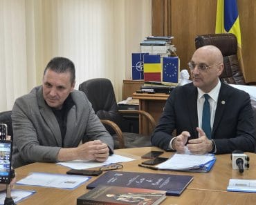 Dezvăluire șocantă: „HIROSHIMA”! Rompetrol vrea să astupe batalele de la Vega cu pământ în loc să le ecologizeze conform legii Dezvăluire șocantă: „HIROSHIMA”! Rompetrol vrea să astupe batalele de la Vega cu pământ în loc să le ecologizeze conform legii