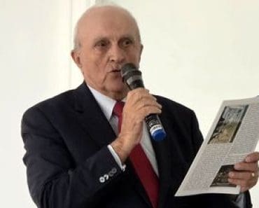 VOIEVOZI FARA MORMINTE – Cercetari asidue pentru gasirea osemintelor domnitorului Vlad Tepes si stabilirea modului in care a fost ucis. Echipa de cautatori a SMV Ploiesti actioneaza in forta cu istorici si specialisti romani si italieni. Fostul premier Adrian Nastase: “Diferenta dintre legenda si istorie este acesta: legenda are nevoie de certitudini, in timp ce istoria are nevoie de dovezi!”