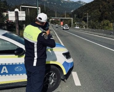 Pericol pe șosea! Un șofer de 30 de ani a fost prins beat turtă pe DN 1