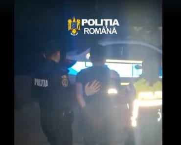 VIDEO: Tânăr de 23 de ani, prins după 1 km și săltat de polițiști: A furat o mașină și nu avea nici permis de conducere! VIDEO: Tânăr de 23 de ani, prins după 1 km și săltat de polițiști: A furat o mașină și nu avea nici permis de conducere!